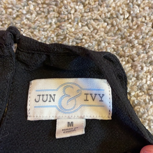 Black long sleeve - Picture 2 of 2